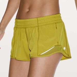 RARE Lululemon Hotty Hot Short Golden Lime 4